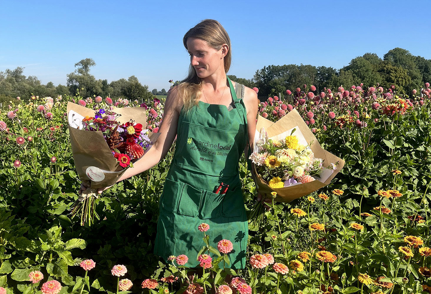 Paulette a des fleurs
